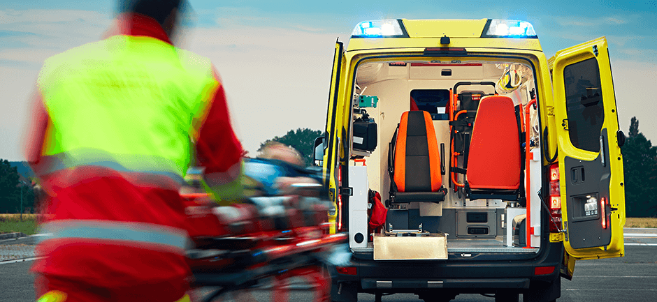 Serviço de ambulância na clínica de recuperação serviço de ambulância