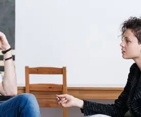 Clínica Psiquiátrica: Como Funciona a Internação e o Tratamento