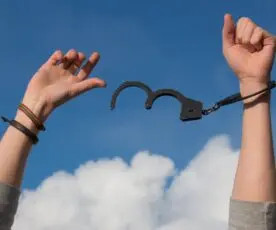 7 Maneiras de Ajudar um Dependente Químico a Buscar Tratamento
