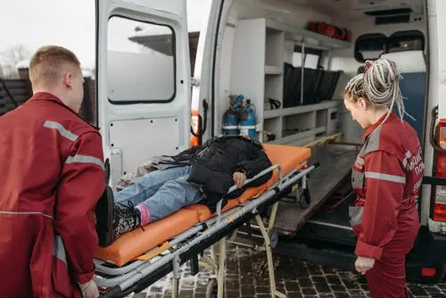 Ambulância 24 horas: o que é e quais são os serviços prestados? ambulancia 24 horas