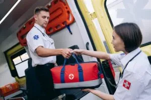 Emergências Médicas – Guia Rápido Emergências Médicas – Guia Rápido