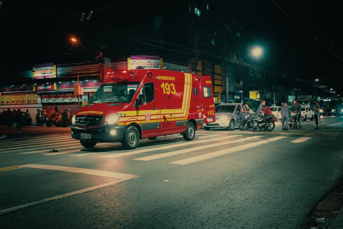 ambulância emergência