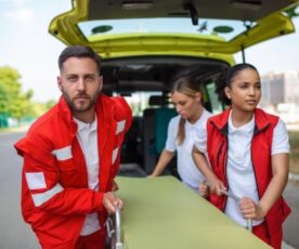 Ambulância simples remoção: o que é e quando é utilizada