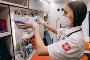 Ambulância para Home Care: Como Funciona o Transporte